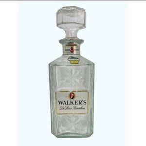 Vintage Walker’s Deluxe Bourbon Liquor Bottle Decanter